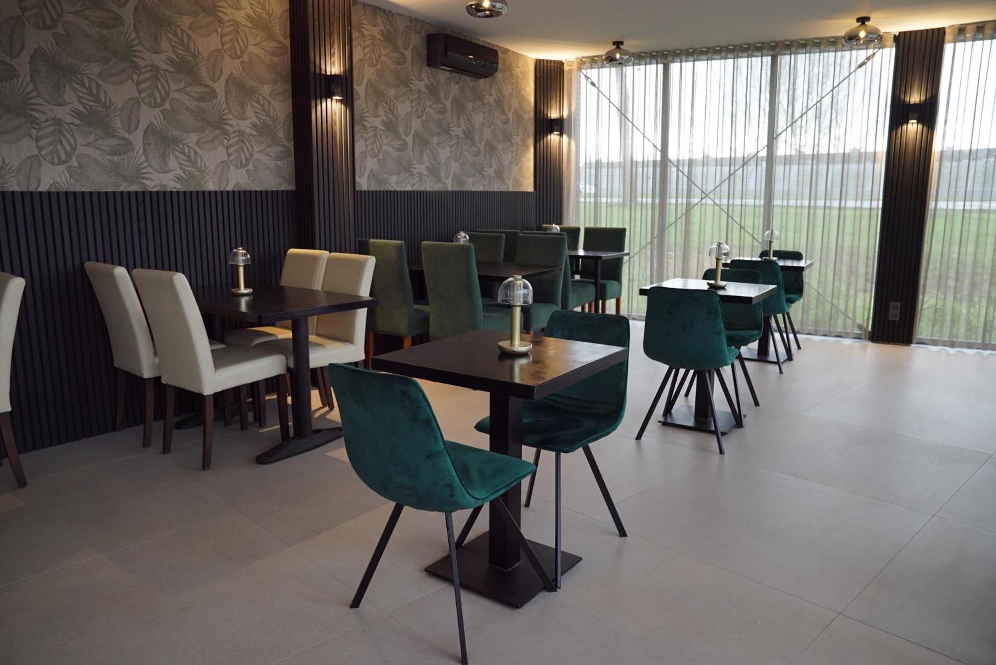 Ma Airport Hotel Hoofddorp Extérieur photo