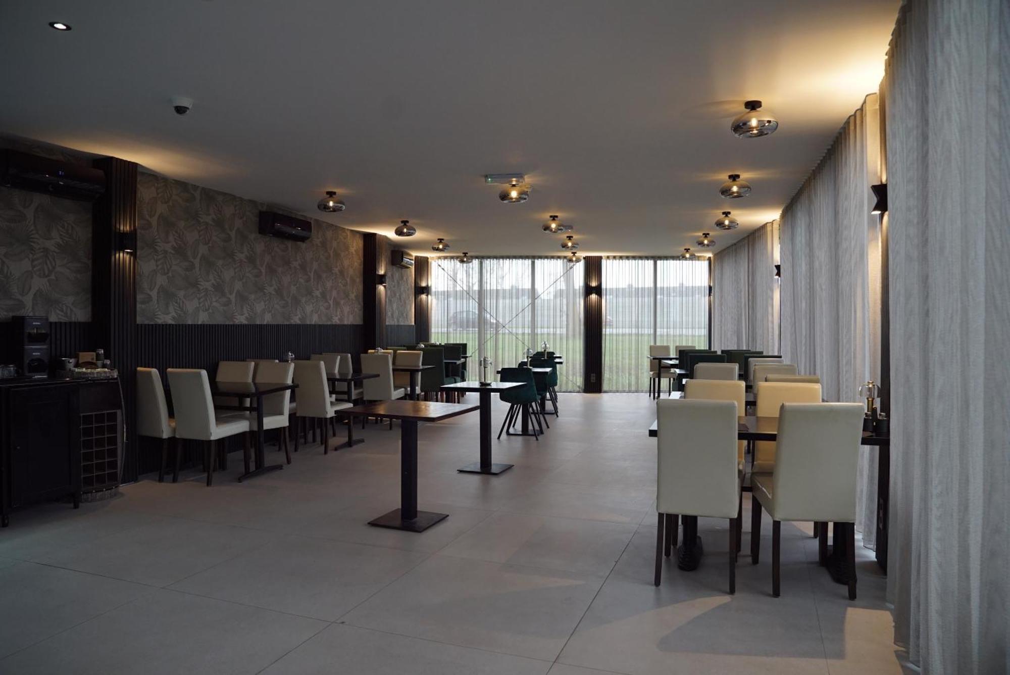 Ma Airport Hotel Hoofddorp Extérieur photo