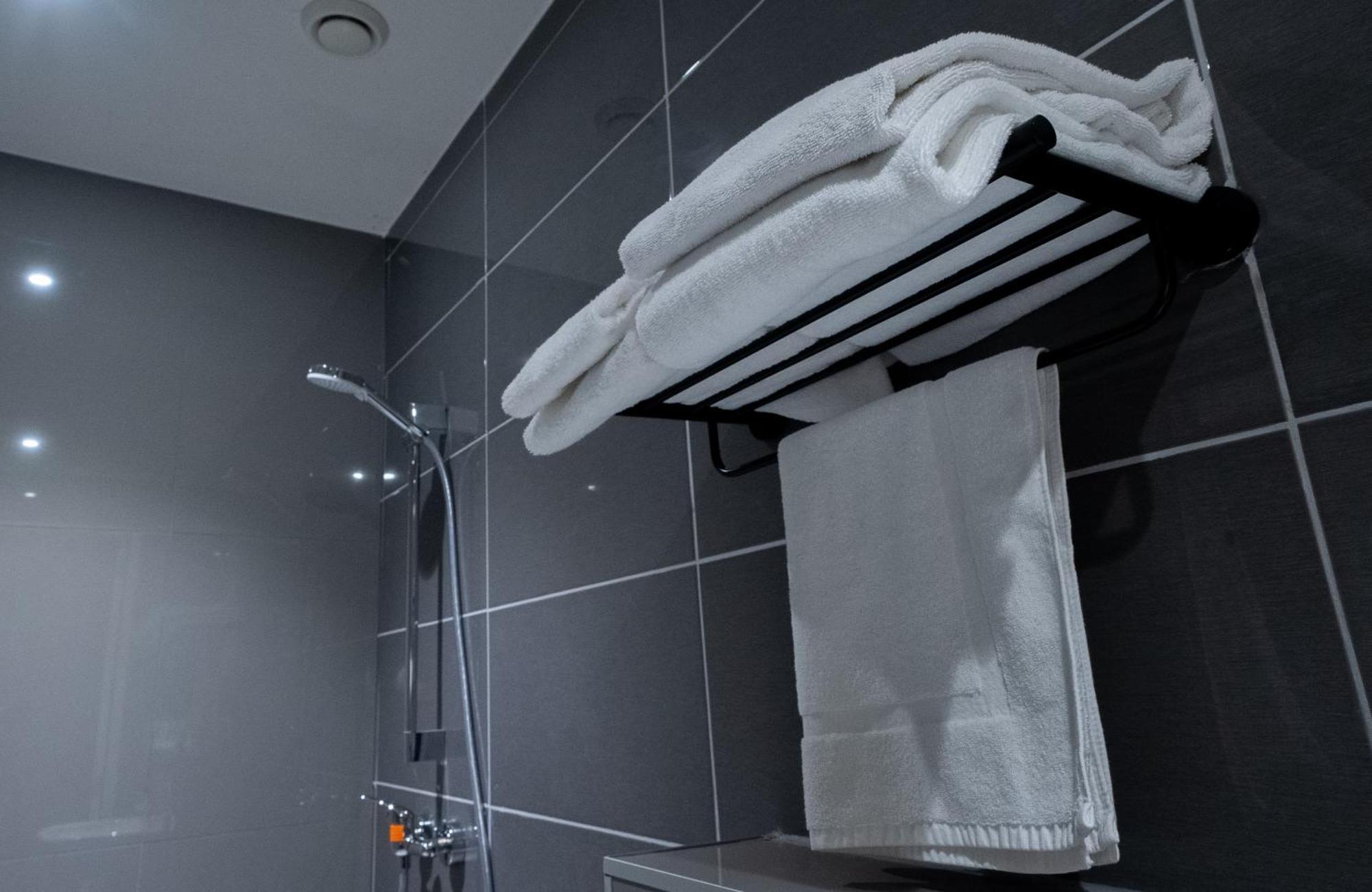 Ma Airport Hotel Hoofddorp Extérieur photo