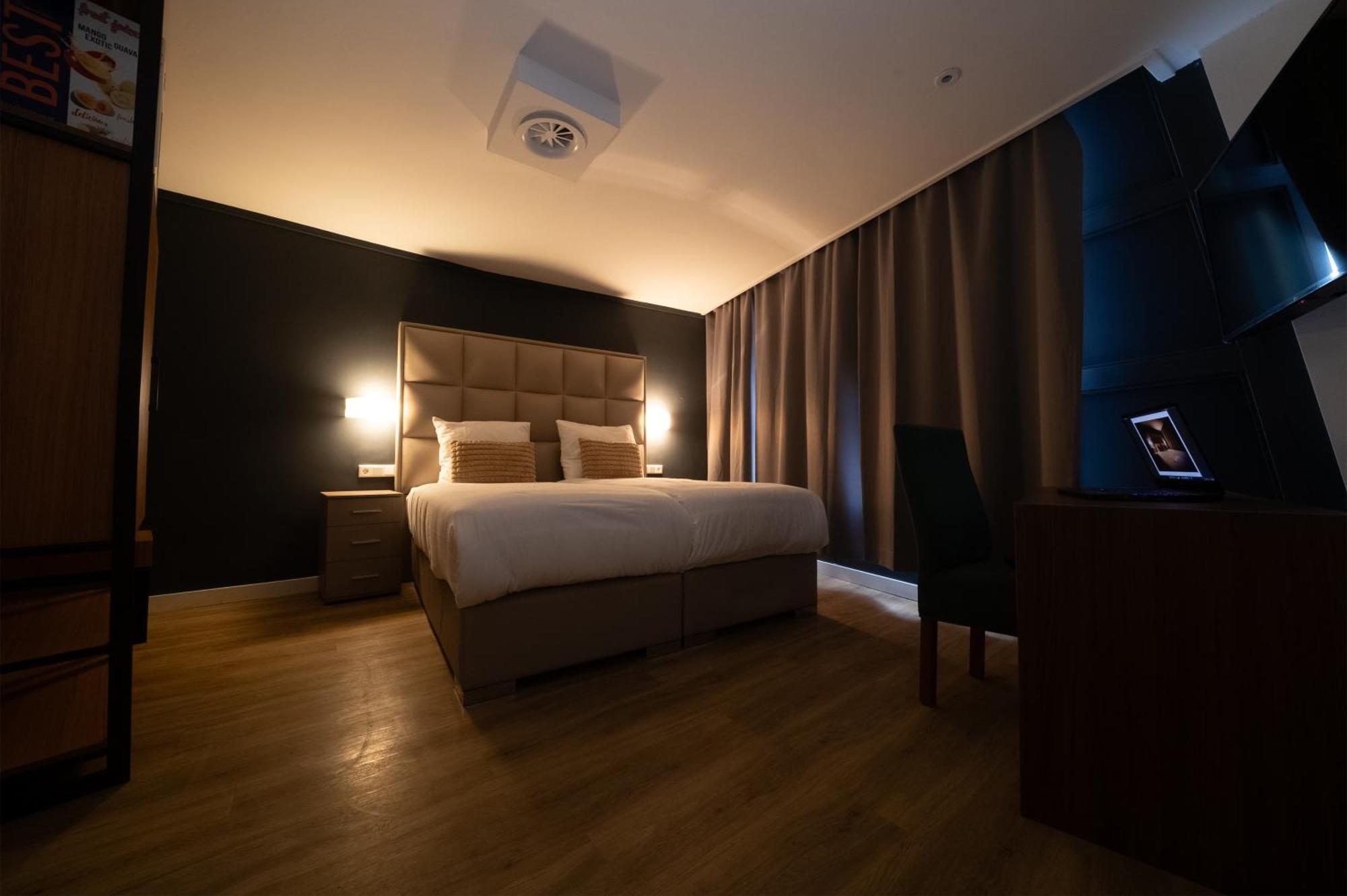 Ma Airport Hotel Hoofddorp Extérieur photo