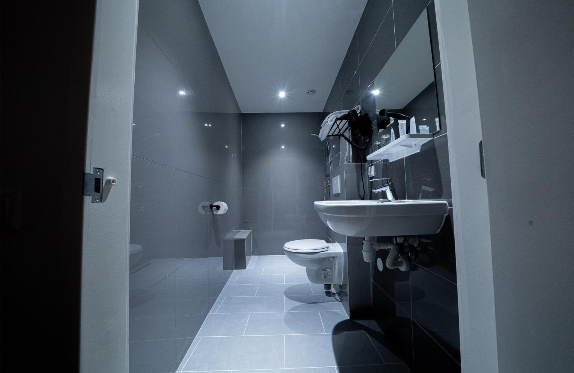 Ma Airport Hotel Hoofddorp Extérieur photo